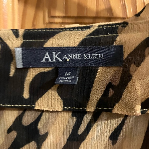 EUC ANNE KLEIN RUFFLED BLOUSE ELASTIC SLEEVES - Picture 5 of 12